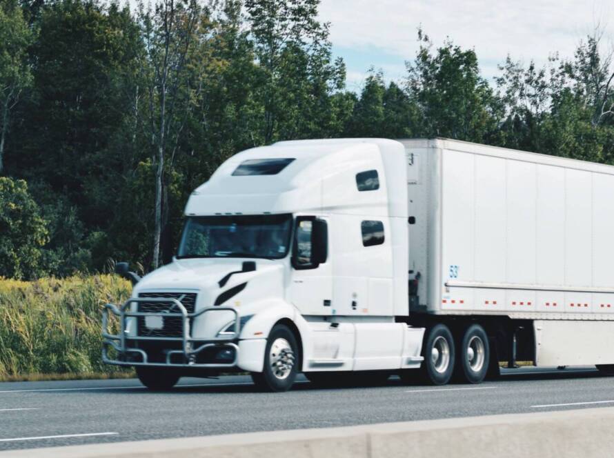 This image depicts an 18-Wheeler on a highway, placed strategically on the 18 Wheeler Accident practice area page of SVR Law Firm's website. It is to help provide visuals and easy flow of reading structure.